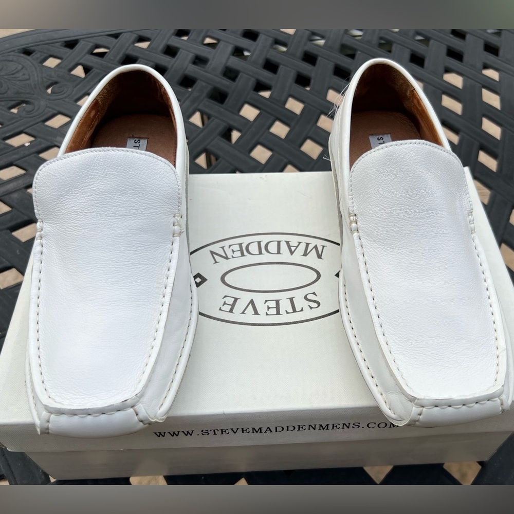 Steve Madden Men's Classic White Slip-On Loafers